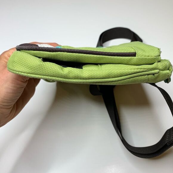 Sherpani green and brown zoom crossbody bag with multi pockets - Picture 7 of 9